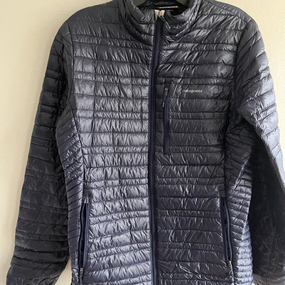 Patagonia Women’s Ultralight Down jacket Sz. M